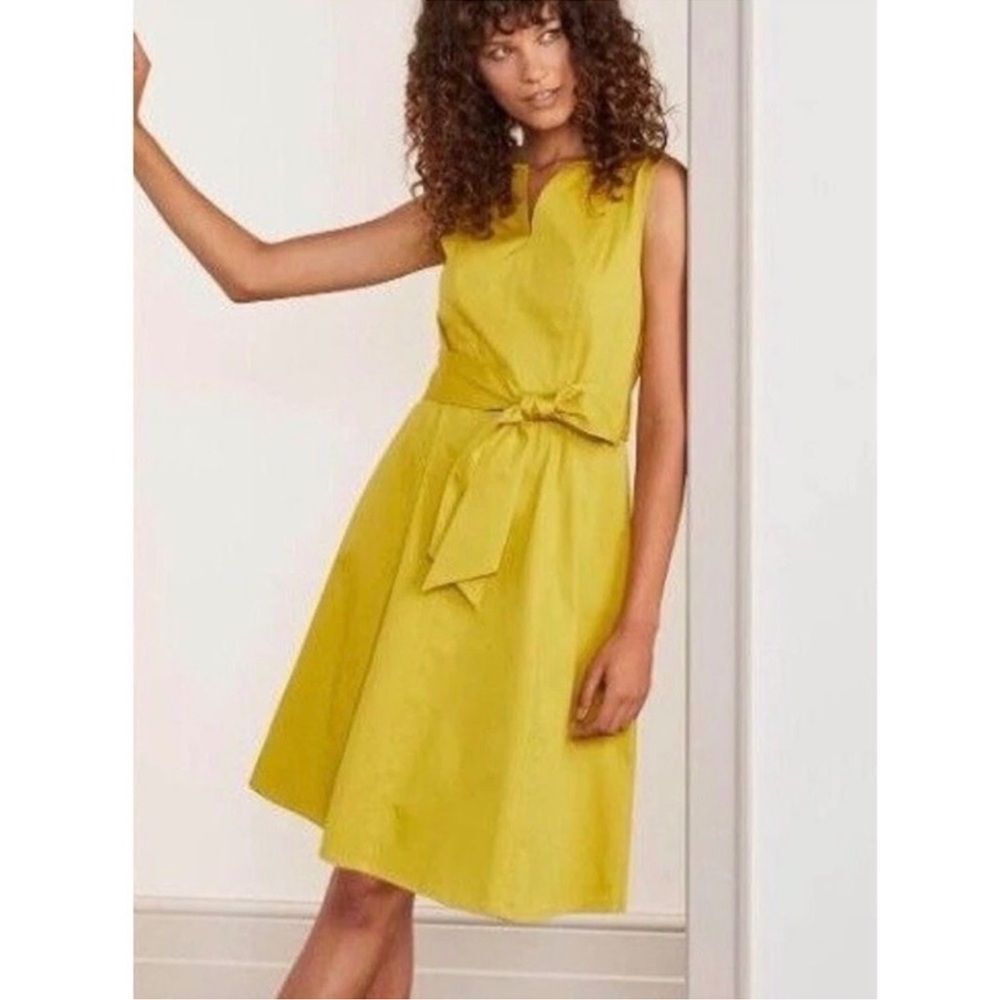 Boden Women’s Mischa belted Yellow v-neck  chartreuse Sleeveless Dress Sz 2 EUC